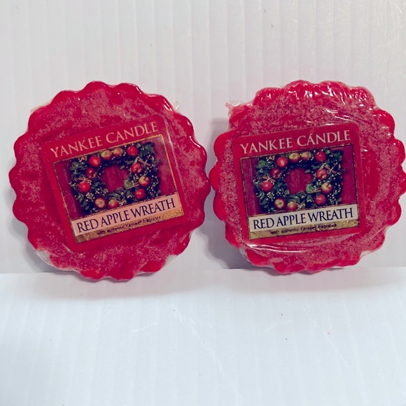 2 Yankee Candle Tarts RED APPLE WREATH NEW 0.8 oz each - Picture 2 of 6